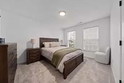 33 Skyhawk Cir, Weymouth, MA 02190 - Photo 15