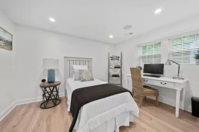 33 Skyhawk Cir, Weymouth, MA 02190 - Photo 19