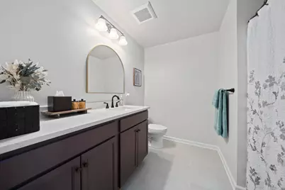 33 Skyhawk Cir, Weymouth, MA 02190 - Photo 17