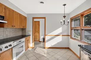 2 Captain Towne Rd, Sandwich, MA 02537 - Photo 11