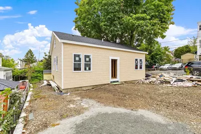 17 Ashton St, Everett, MA 02149 - Photo 27