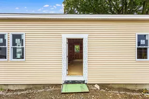 17 Ashton St, Everett, MA 02149 - Photo 29
