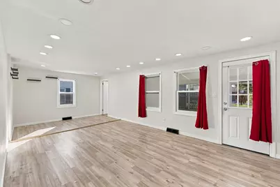196 Clarendon Ave, Chicopee, MA 01013 - Photo 5
