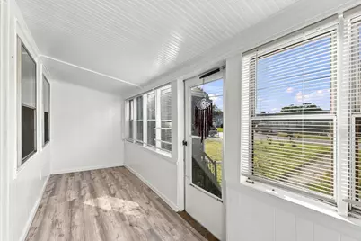 196 Clarendon Ave, Chicopee, MA 01013 - Photo 1