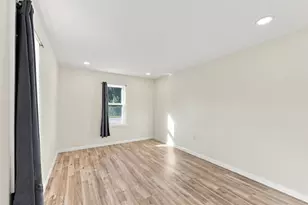196 Clarendon Ave, Chicopee, MA 01013 - Photo 11