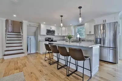 6 Pranker Road, Saugus, MA 01906 - Photo 9