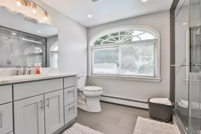6 Pranker Road, Saugus, MA 01906 - Photo 17