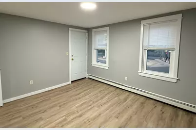 99 Winthrop St, Taunton, MA 02780 - Photo 5