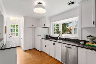 11 Tennyson Rd., Newton, MA 02465 - Photo 11