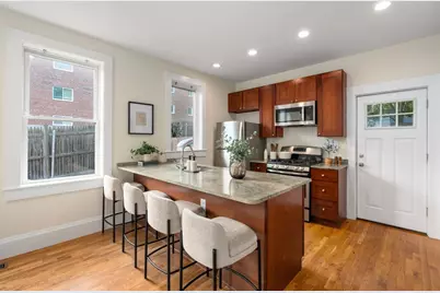 6 Larose Pl, Boston, MA 02135 - Photo 7