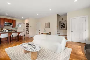 6 Larose Pl, Boston, MA 02135 - Photo 9