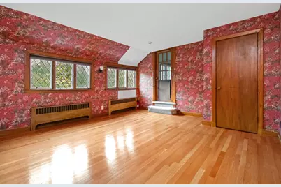 25 Arlington St, Winchester, MA 01890 - Photo 11