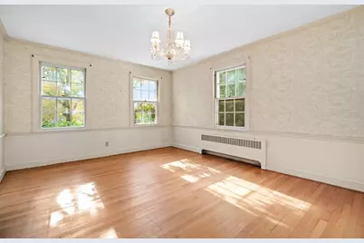 25 Arlington St, Winchester, MA 01890 - Photo 5