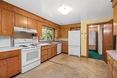 25 Arlington St, Winchester, MA 01890 - Photo 7