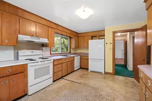 25 Arlington St, Winchester, MA 01890 - Photo 7