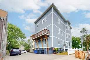 104 Holland St, Somerville, MA 02144 - Photo 31