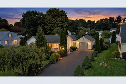 23 Briarwood Pl, Westfield, MA 01085 - Photo 1