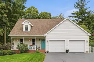 10 John St, East Longmeadow, MA 01028 - Photo 1
