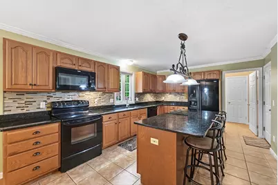 10 John St, East Longmeadow, MA 01028 - Photo 11