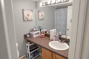1303 Carriage Ln, Taunton, MA 02780 - Photo 5