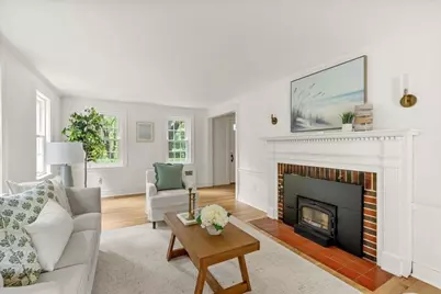 94 High St, Hingham, MA 02043 - Photo 3