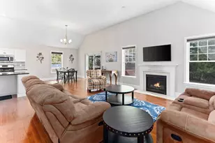 12 Waterford Cir, Dighton, MA 02715 - Photo 19