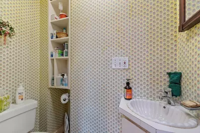 124 Prescott St, Reading, MA 01867 - Photo 17