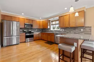 101 Sawmill Ln, Hanson, MA 02341 - Photo 5