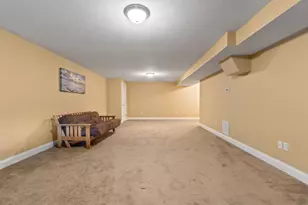 101 Sawmill Ln, Hanson, MA 02341 - Photo 17