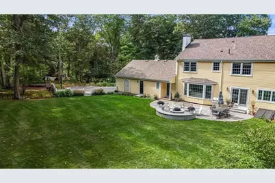 146 Farm St, Dover, MA 02030 - Photo 27