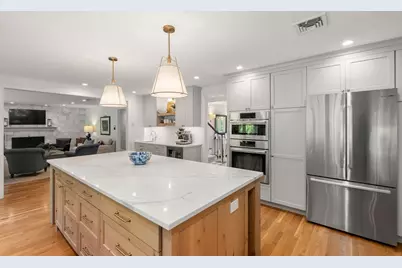 146 Farm St, Dover, MA 02030 - Photo 7