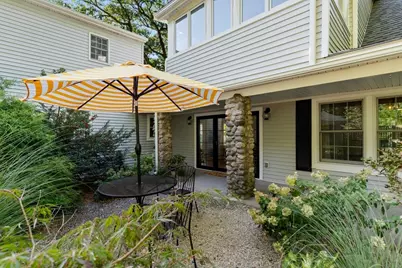 78 Forest St, Wakefield, MA 01880 - Photo 29