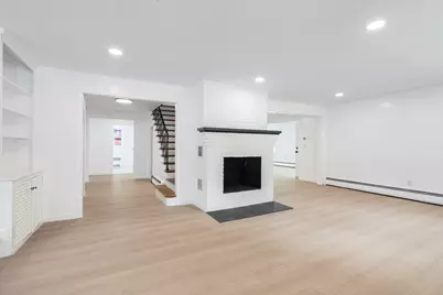 24 East Street, Northbridge, MA 01588 - Photo 9