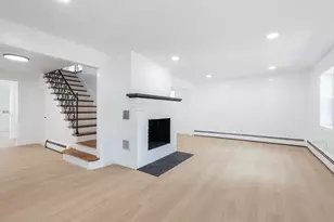 24 East St, Northbridge, MA 01588 - Photo 27
