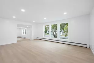 24 East St, Northbridge, MA 01588 - Photo 13