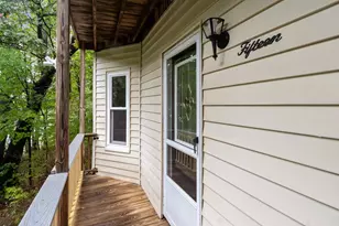 15 Nutting St, Fitchburg, MA 01420 - Photo 9