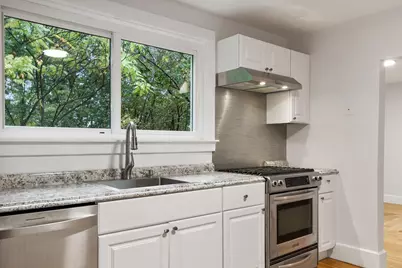 15 Nutting St, Fitchburg, MA 01420 - Photo 21