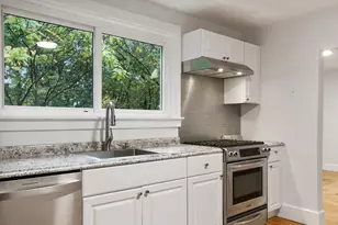 15 Nutting St, Fitchburg, MA 01420 - Photo 21