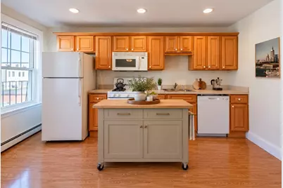 430 E 3rd St. #3, Boston, MA 02127 - Photo 5