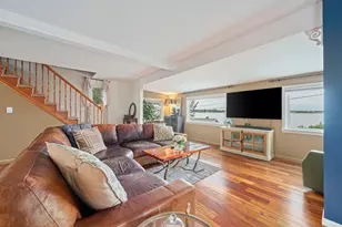 3 Pecksuot Rd, Weymouth, MA 02191 - Photo 9