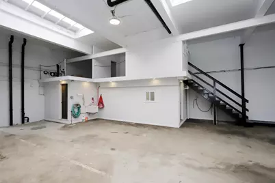 930 County, New Bedford, MA 02745 - Photo 17
