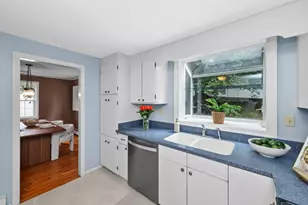 203 Woburn St, Medford, MA 02155 - Photo 7