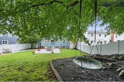 203 Woburn Street, Medford, MA 02155 - Photo 25