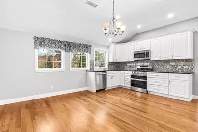 16A Glenwood Ave #A, Winchester, MA 01890 - Photo 3