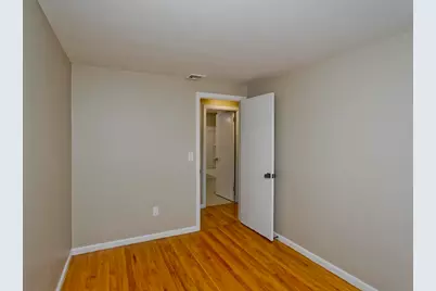 82 Gill St, Chicopee, MA 01013 - Photo 21