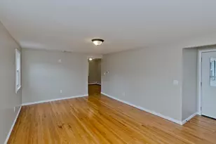 82 Gill St, Chicopee, MA 01013 - Photo 9