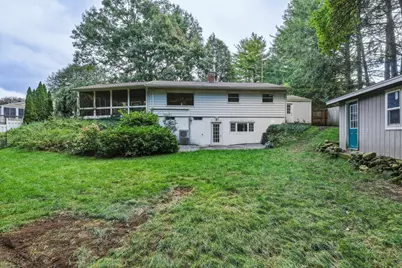 34 Skyridge Ln, Springfield, MA 01128 - Photo 37
