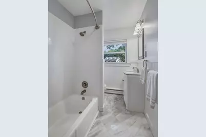 34 Skyridge Ln, Springfield, MA 01128 - Photo 27