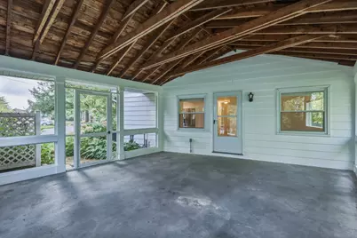 34 Skyridge Ln, Springfield, MA 01128 - Photo 7