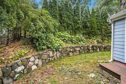 14 Highgate St, Needham, MA 02492 - Photo 33
